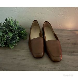 Enzo Angiolini Leather Flats